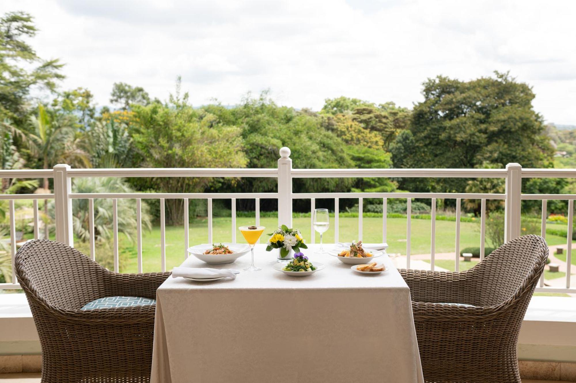 Hemingways Nairobi Hotel Kültér fotó